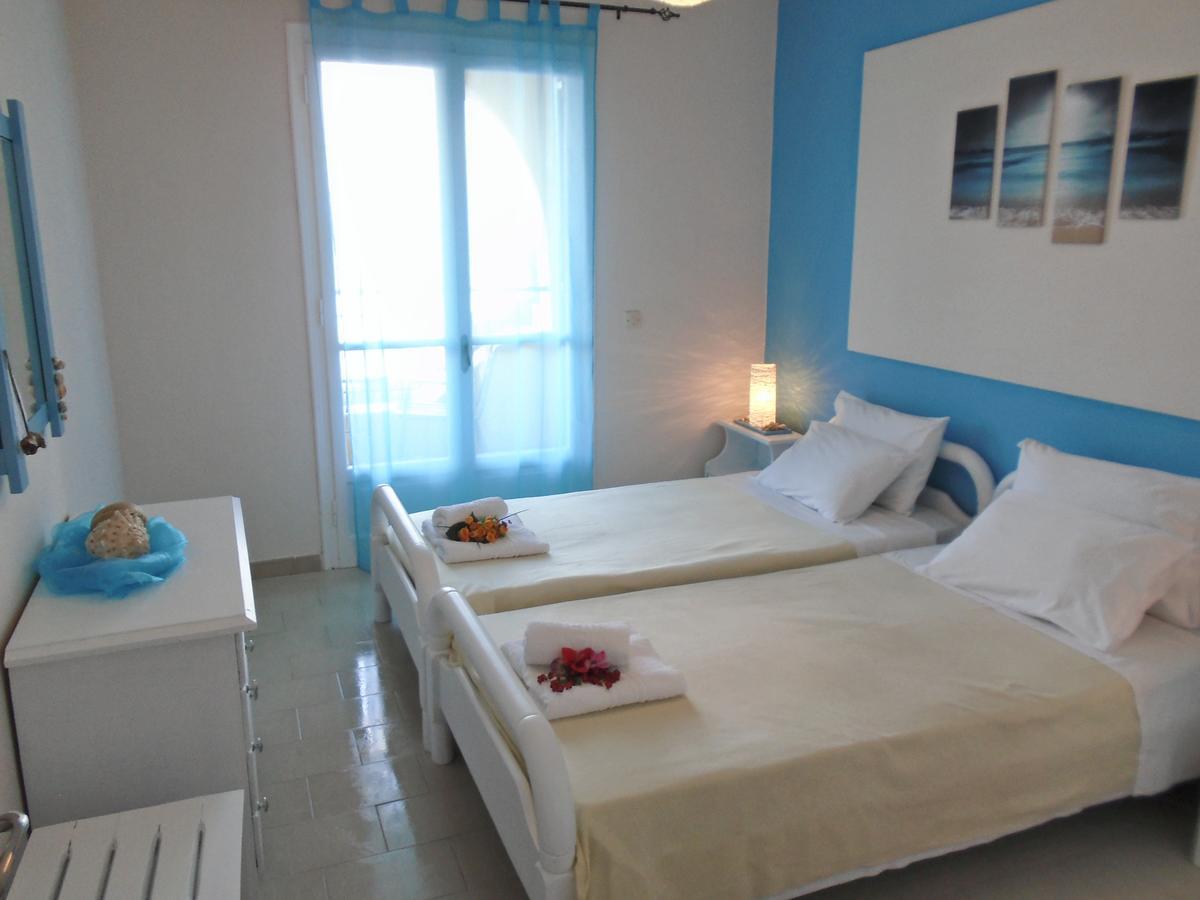 Sirios Apartments Апраос Экстерьер фото